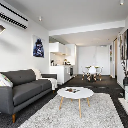 Complete Host Guilfoyle Apartments Melbourne Exterior photo