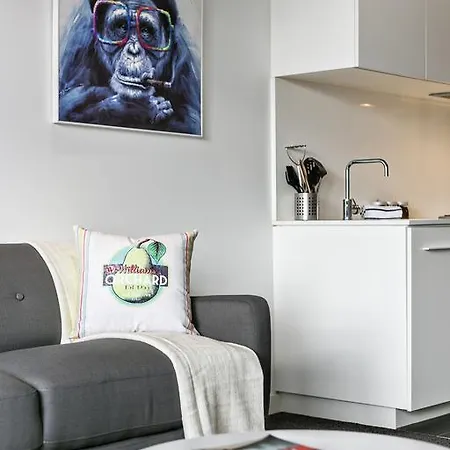 Complete Host Guilfoyle Apartments Melbourne Exterior photo