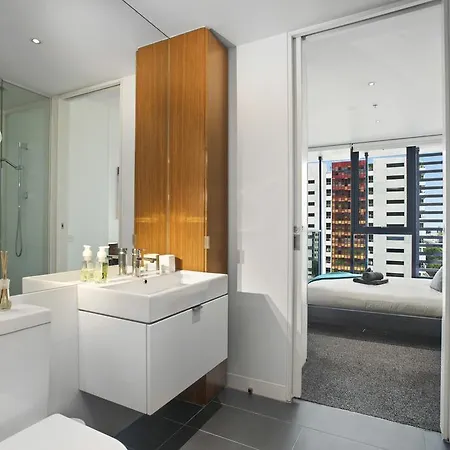 Complete Host Guilfoyle Apartments Melbourne Exterior photo