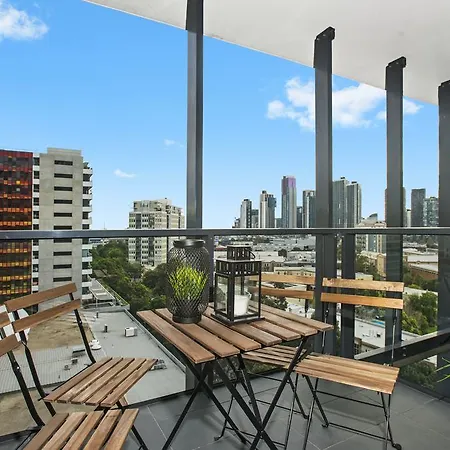 Complete Host Guilfoyle Apartments Melbourne Exterior photo