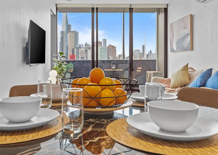 Complete Host Guilfoyle Apartments